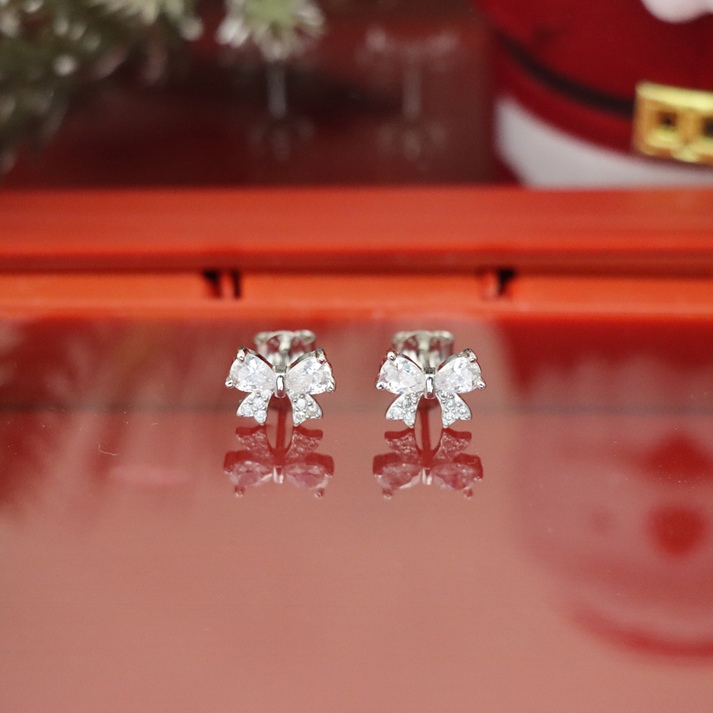 S925 Sterling Silver Bow-shaped Stud Earrings for Women