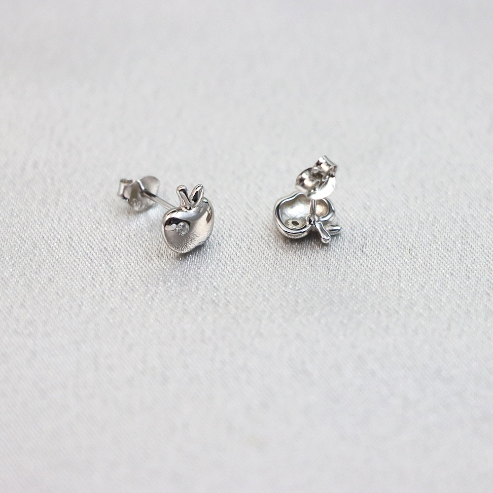 S925 Sterling Silver Exquisite Mini Apple-shaped Stud Earrings for Women