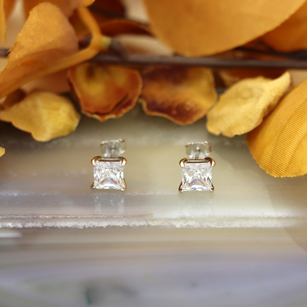 S925 Sterling Silver Square - shaped Cubic Zirconia Stud Earrings for Women