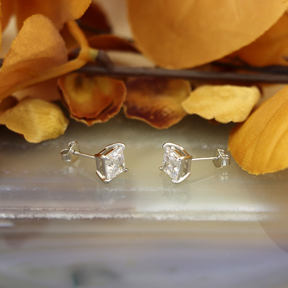 S925 Sterling Silver Square - shaped Cubic Zirconia Stud Earrings for Women