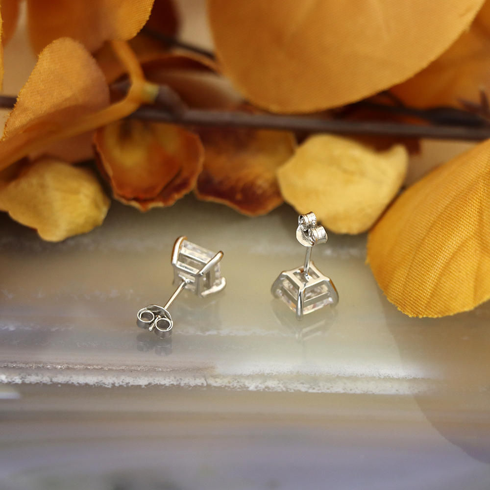 S925 Sterling Silver Square - shaped Cubic Zirconia Stud Earrings for Women