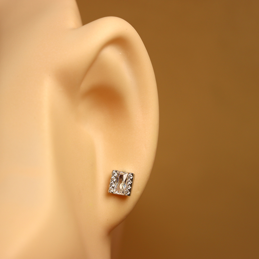 S925 Silver Square-shaped Micro-inlaid with Diamonds Stud Earrings for Women