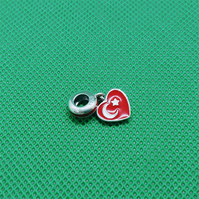 Pandora Charm Bead "Turkey Heart Flag