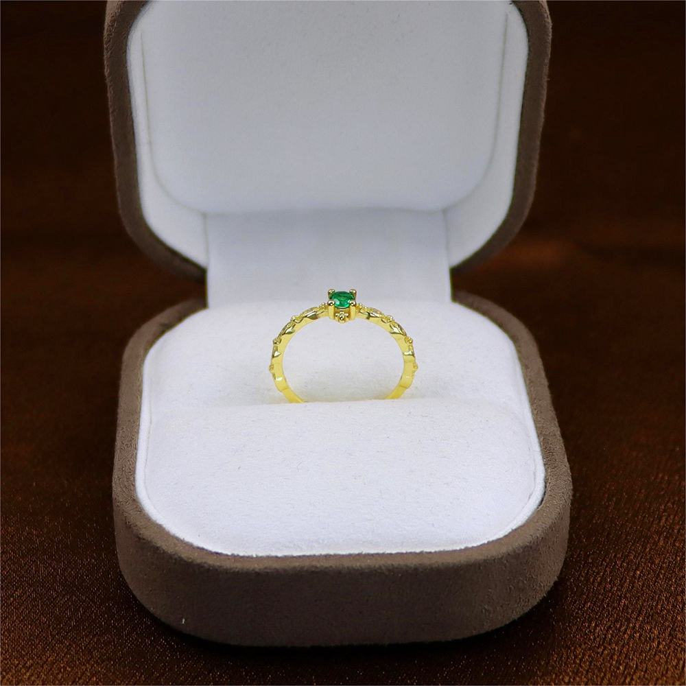 Vintage Inspired Emerald Green CZ Ring in Sterling Silver   Marquise Ring Delicate Emerald Ring