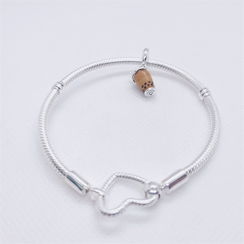 Pandora Moments Heart Closure Snake Chain Bracelet Pendant