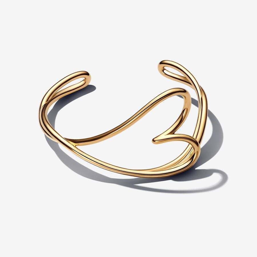 PANDORA Organically Shaped Heart Bangle ALE