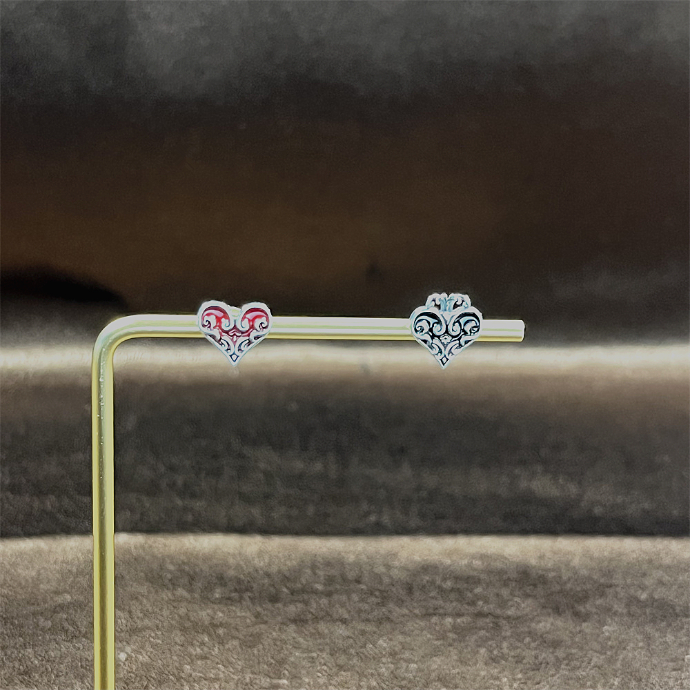 S925 Sterling Silver Black and Red Heart Stud Earrings - Minimalist Vintage Design