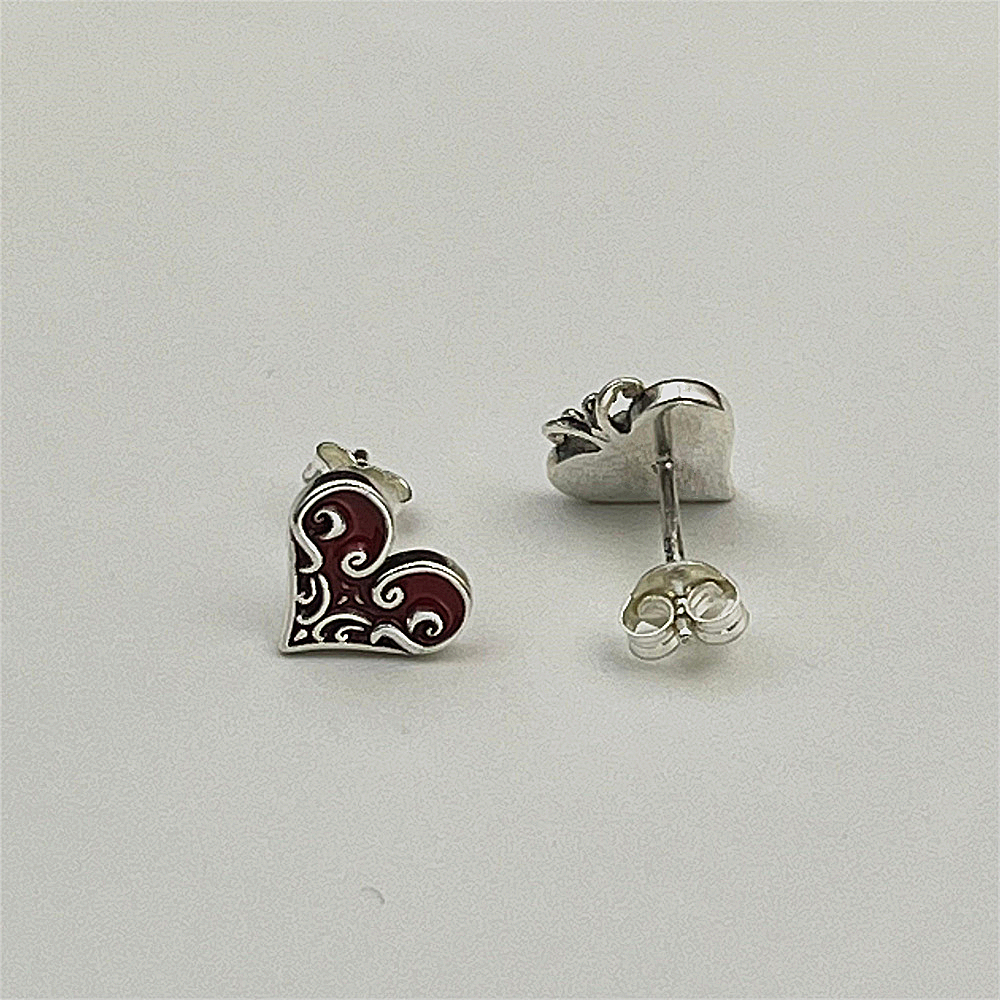 S925 Sterling Silver Black and Red Heart Stud Earrings - Minimalist Vintage Design