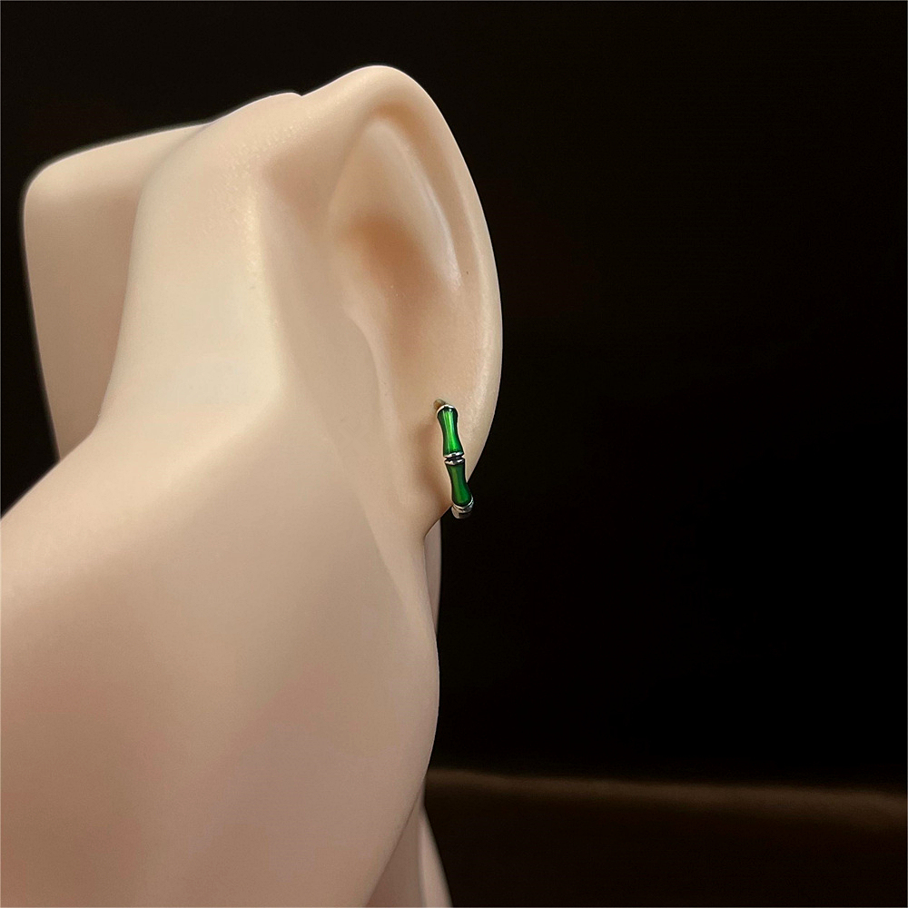 S925 Sterling Silver Green Enamel Bamboo Hoop Earrings - Minimalist Chic Ear Cuffs for Women