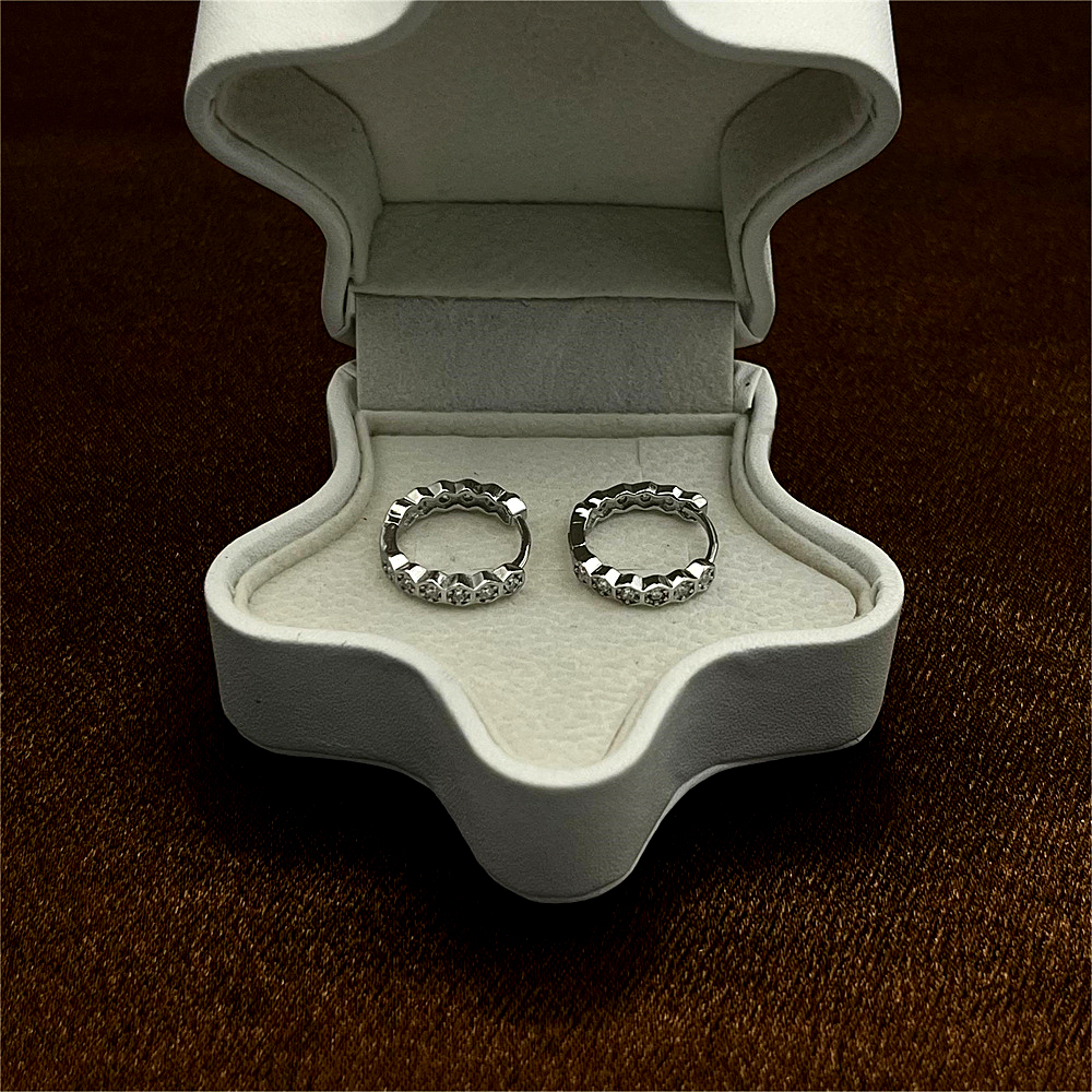 S925 Sterling Silver Honeycomb Stud Earrings with Micro-Paved Sparkling Diamonds - Minimalist Design