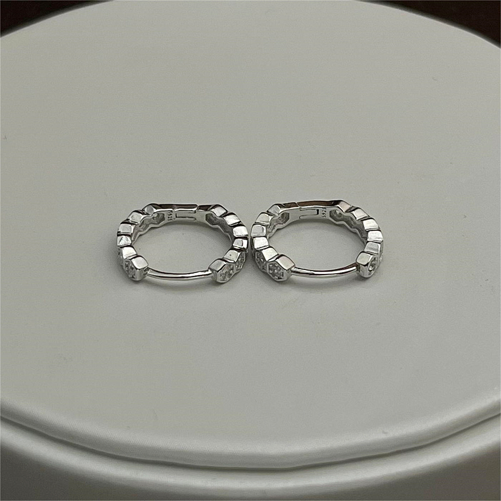 S925 Sterling Silver Honeycomb Stud Earrings with Micro-Paved Sparkling Diamonds - Minimalist Design