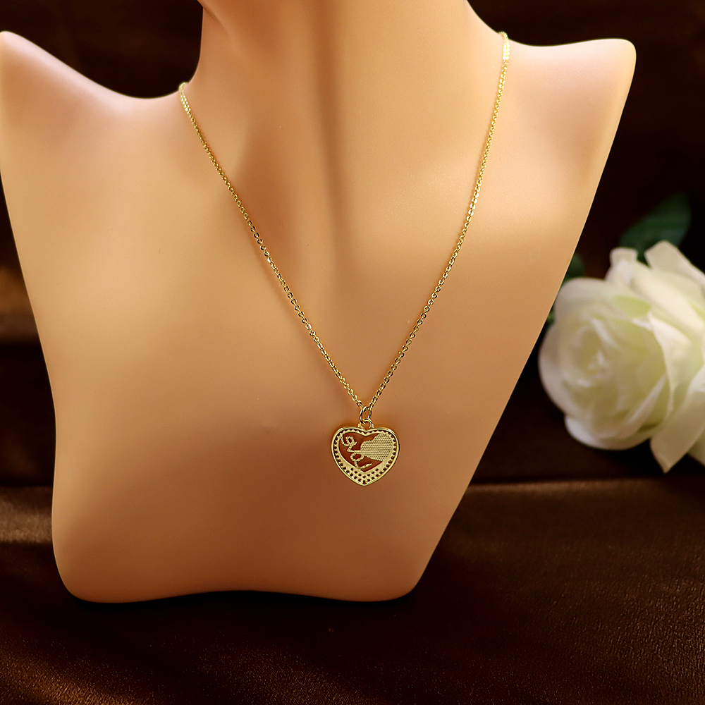 Opal Copper-Plated Love Pendant Necklace with Collar Chain – Stylish and Meaningful Jewelry