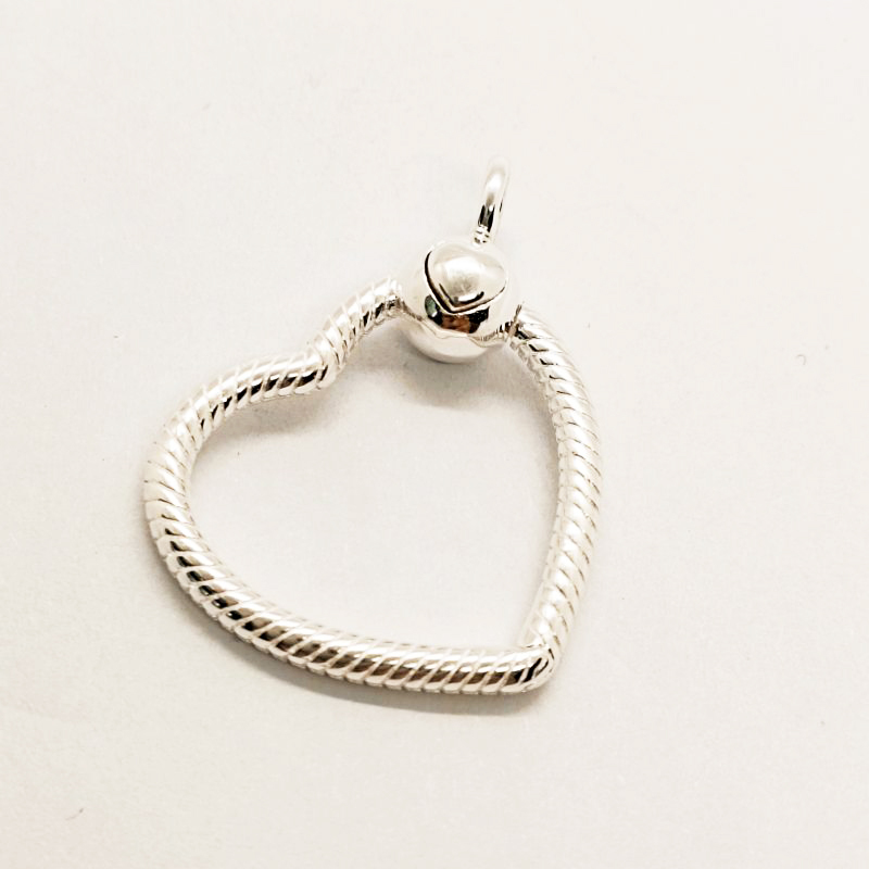 PANDORA Moments Heart O Pendant Charm Holder