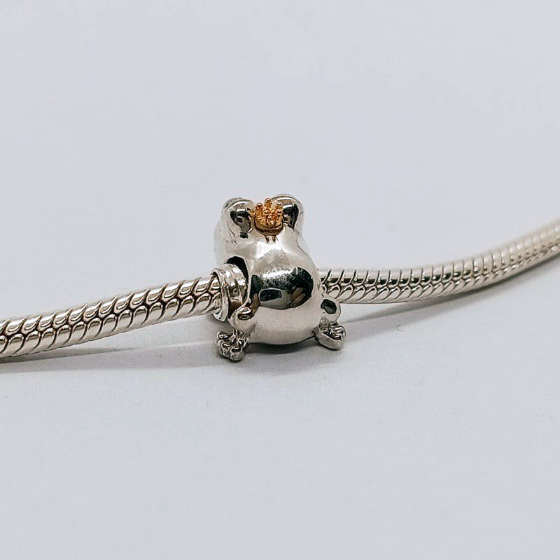 pandora two-coloured frog king charm pendant s925 ale