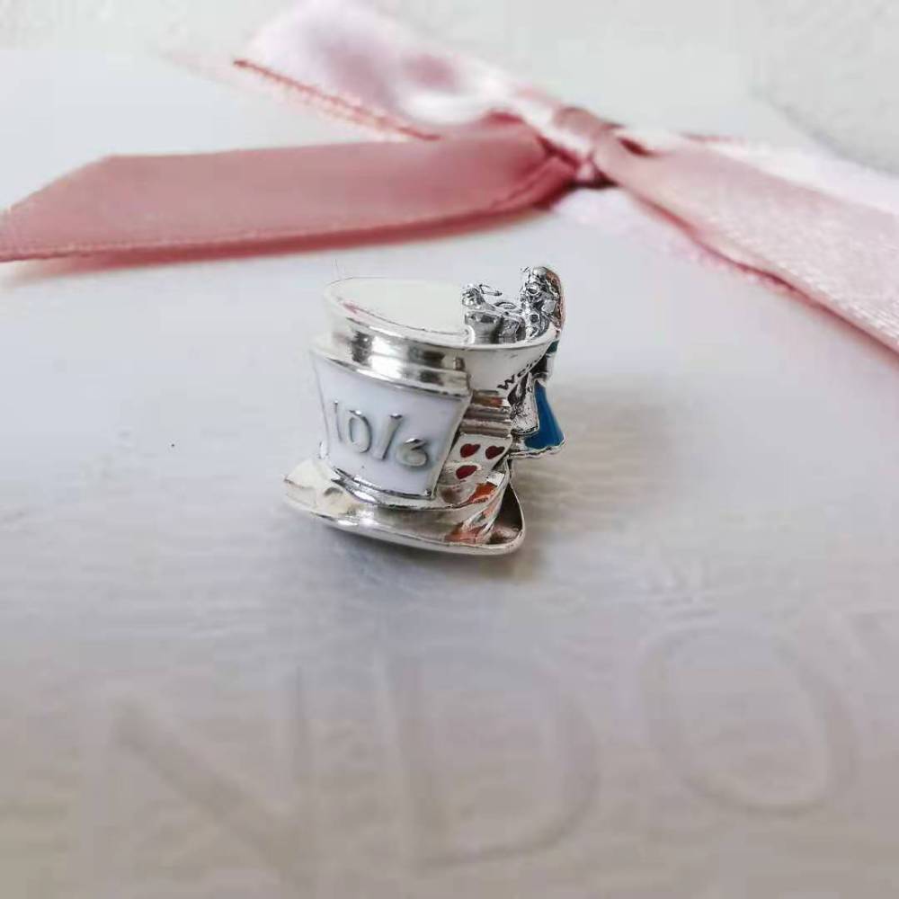 Pandora Alice in Wonderland & The Mad Hatter's Tea Party