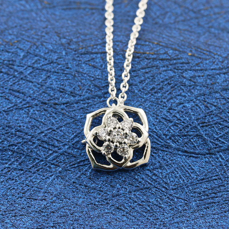 PANDORA 925 Silver Rose Petals Collier Necklace
