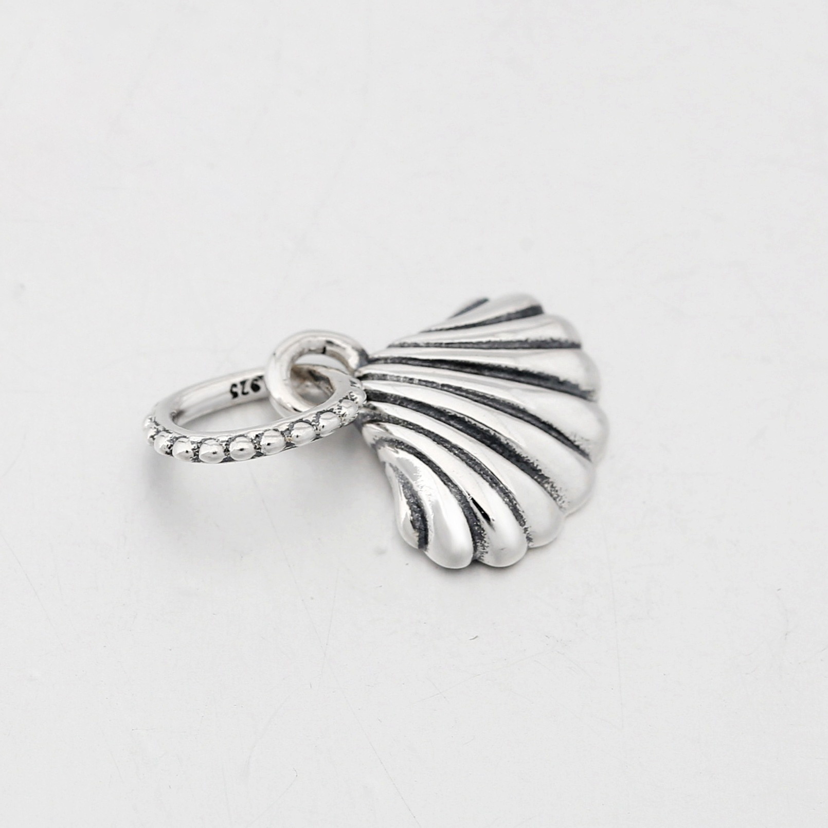 Pandora Shell Pendant Charm ALE S925