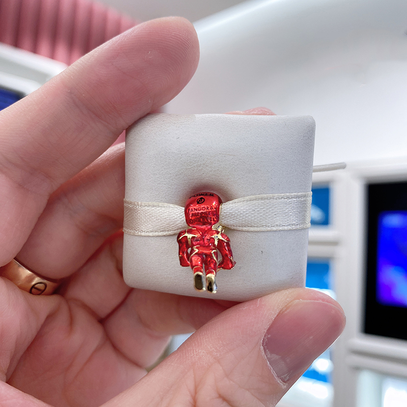 PANDORA Gold Red Marvel The Avengers Iron Man Charm