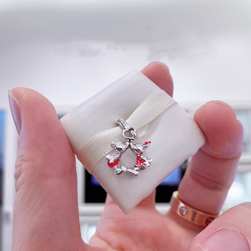 Pandora   Mickey  Minnie Kissing Dangle Charm S925 ALE
