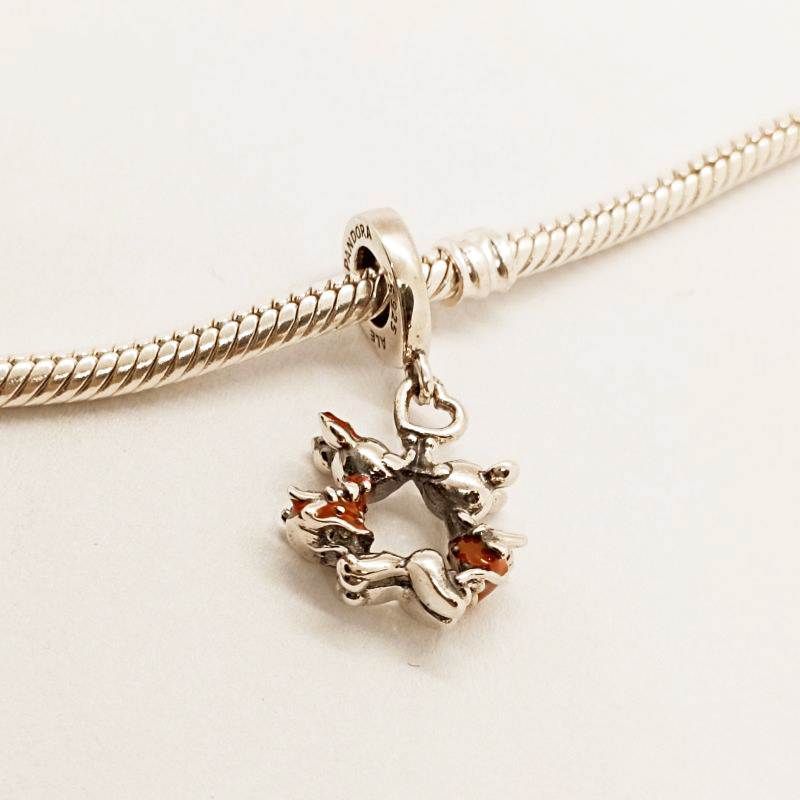 Pandora   Mickey  Minnie Kissing Dangle Charm S925 ALE