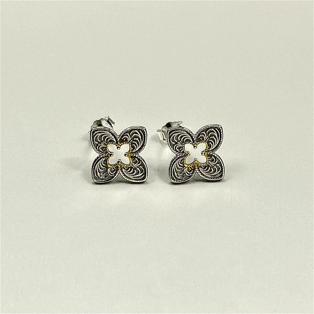 S925 Sterling Silver Gold & Silver Two-Tone Four-Leaf Clover Stud Earrings with Scroll Pattern