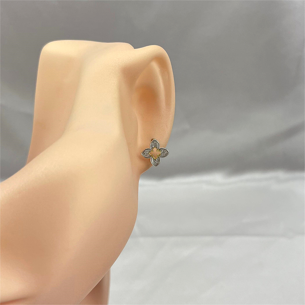 S925 Sterling Silver Gold & Silver Two-Tone Four-Leaf Clover Stud Earrings with Scroll Pattern