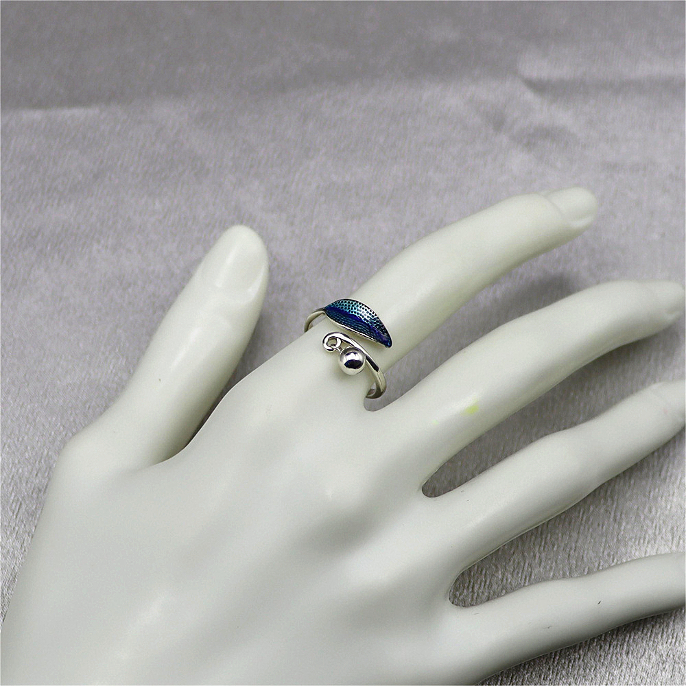 S925 sterling silver epoxy leaf personality small ball pendant tassel embellished open ring