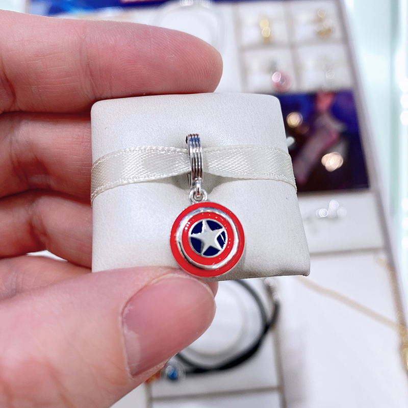 PANDORA Marvel The Avengers Captain America Shield Charm