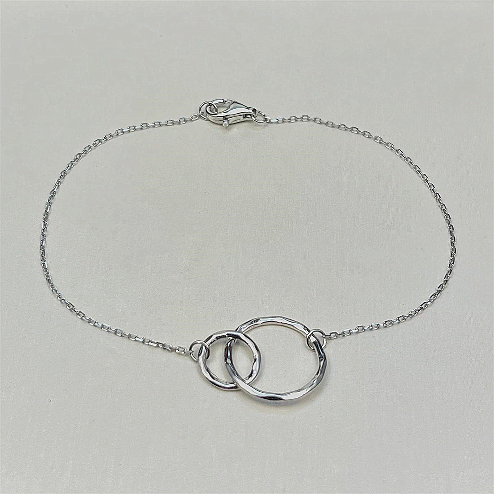 Sterling Silver Double Circle Bracelet – Interlinking Open Circle Bracelet, Perfect for Sisters