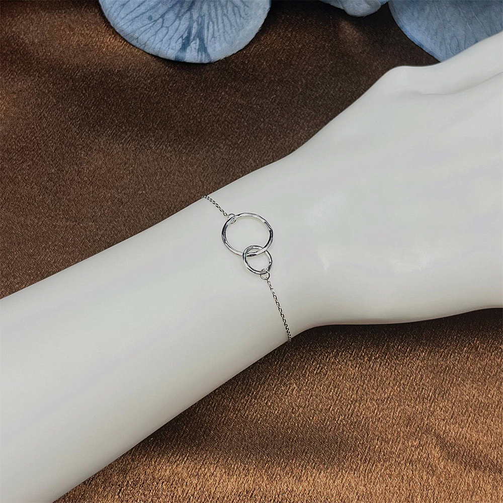 Sterling Silver Double Circle Bracelet – Interlinking Open Circle Bracelet, Perfect for Sisters