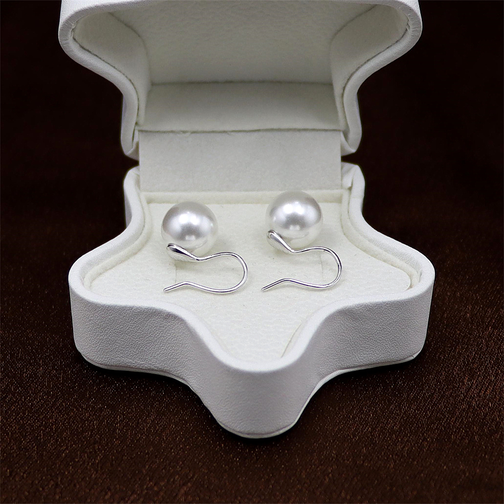 S925 Sterling Silver Pearl Earrings with Shell – Perfect Gift for Mom