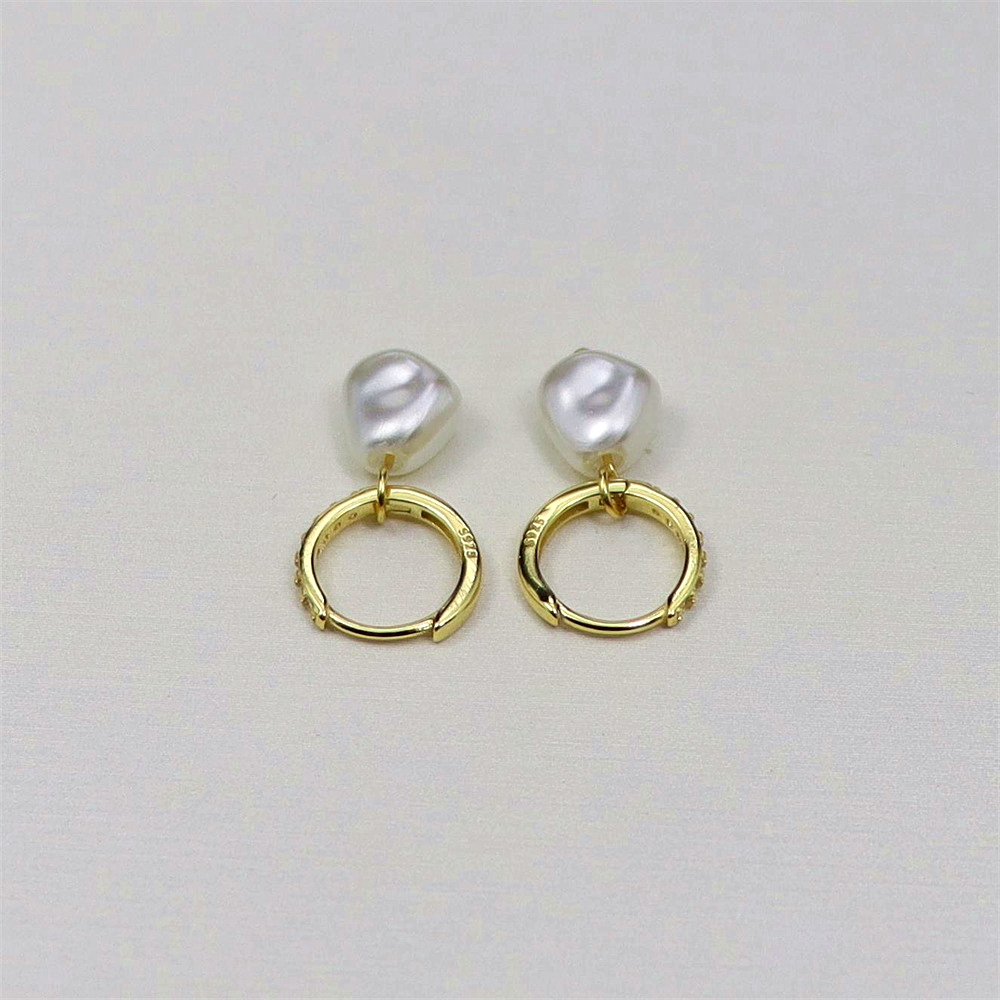 925 Sterling Silver Vintage Baroque Pearl Earrings with Zirconia Studs