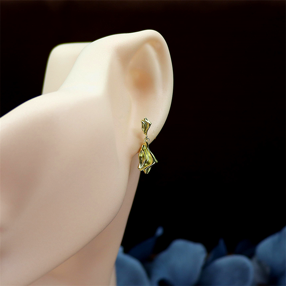 S925 Sterling Silver Unique Irregular Flowing Texture Ruffled Drop Earrings