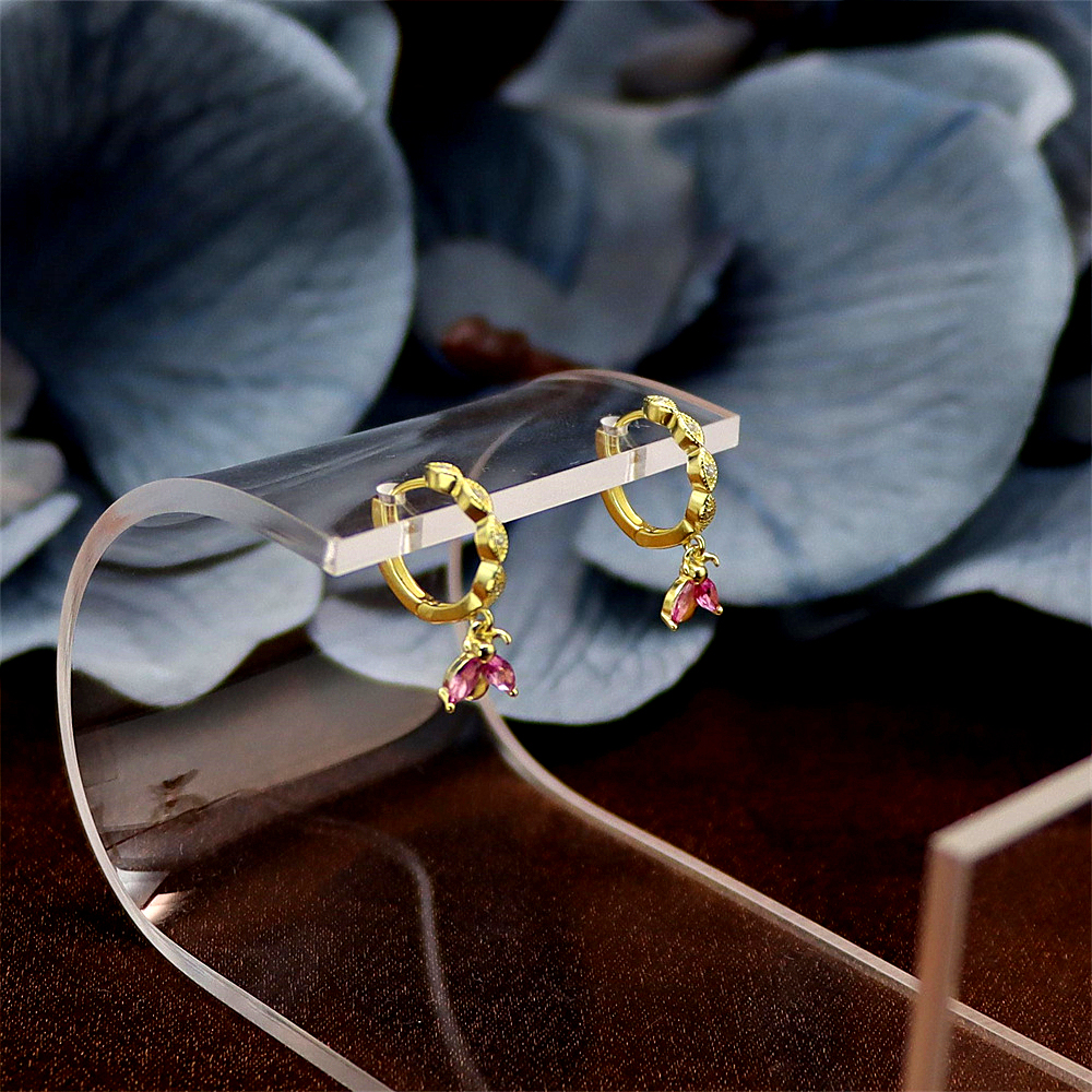 S925 Sterling Silver Diamond-Set Rhombus Bee Earrings