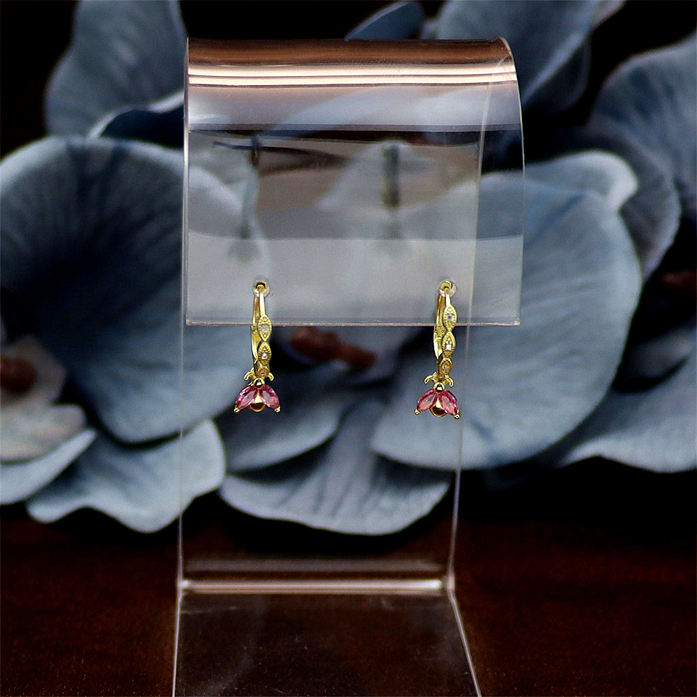 S925 Sterling Silver Diamond-Set Rhombus Bee Earrings