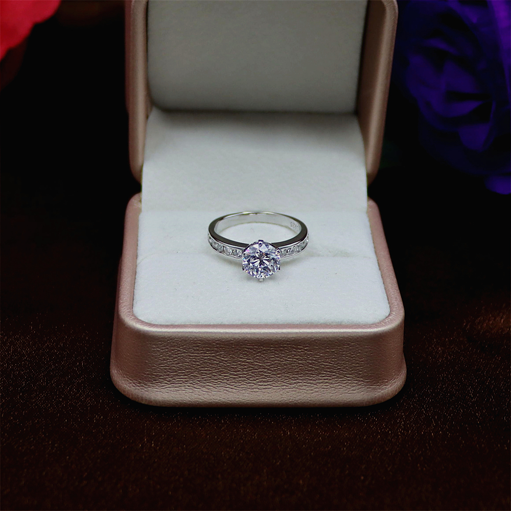 S925 Sterling Silver Six-Prong Zirconia Crown Solitaire Wedding Ring for Women