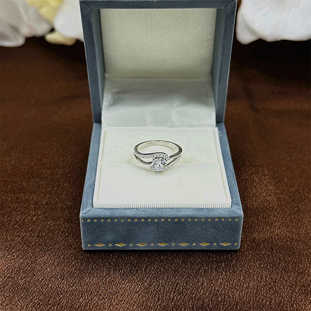 S925 Sterling Silver Zircon Full Diamond Curved Engagement Ring for Women