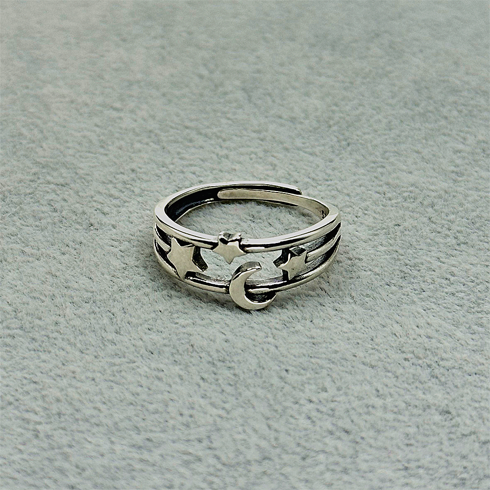 925 Sterling Silver Star and Moon Vintage Open Ring