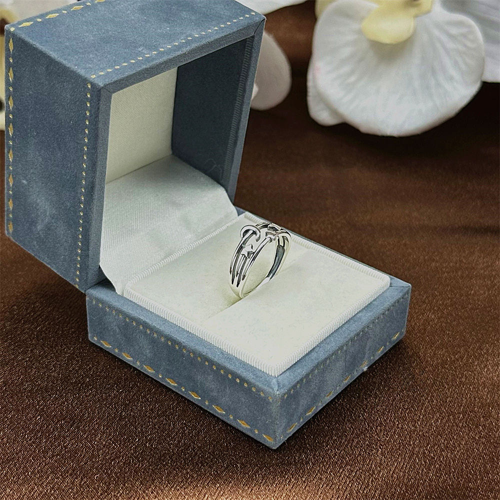 925 Sterling Silver Star and Moon Vintage Open Ring