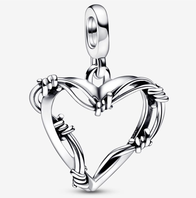 Pandora ME Wire Heart Medallion hela