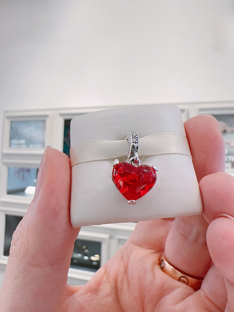 Mickey & Minnie Mouse Kiss Red Murano Glass Pandora Dangle Charm