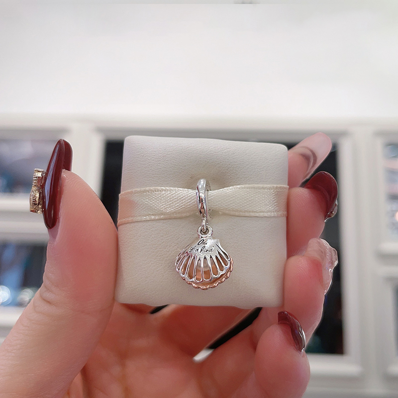 Pandora Club 2023 Sea Shell & Treated Freshwater Cultured Pearl Dangle Charm