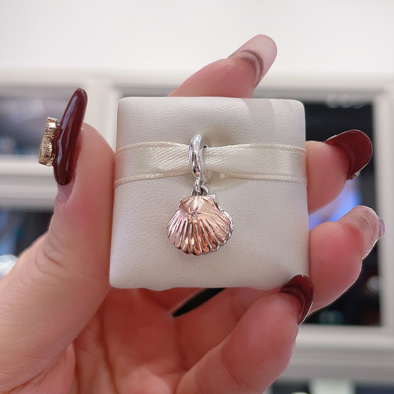 Pandora Club 2023 Sea Shell & Treated Freshwater Cultured Pearl Dangle Charm