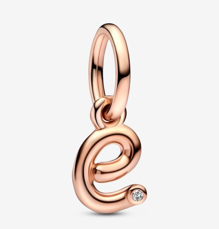 Pandora Moments Letter e Script Alphabet kirjainkoru hela