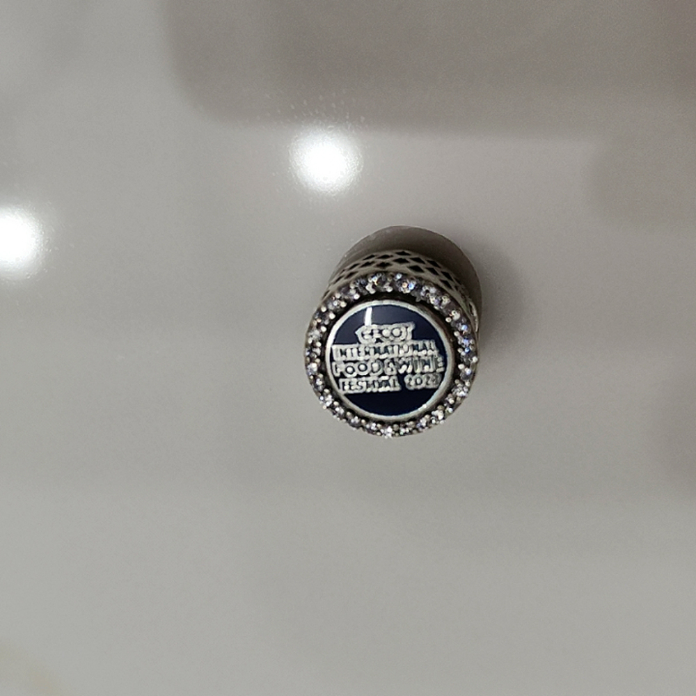 THE 2023 FOOD & WINE PANDORA SET IS AS ENTICING AS THE FOOD!