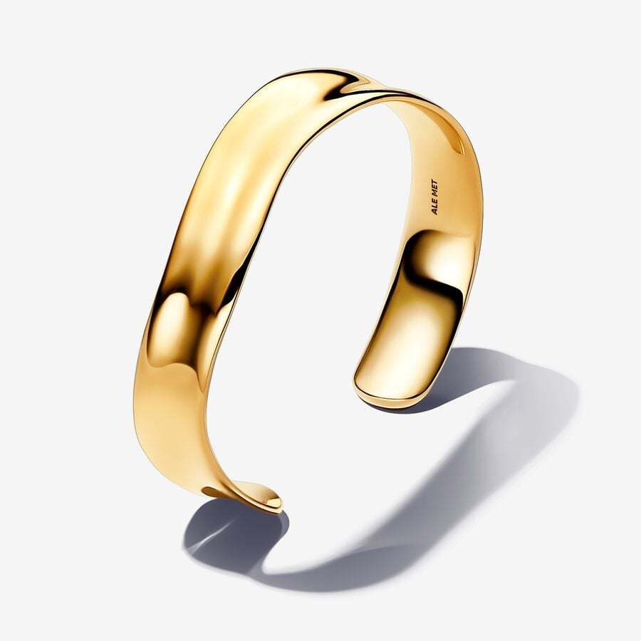 PANDORA Essence Gold Organically Shaped Broad Open Bangle