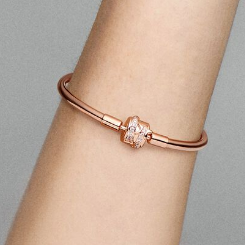 Pandora Moments Limited Edition Shooting Star Charm Rose Bangle