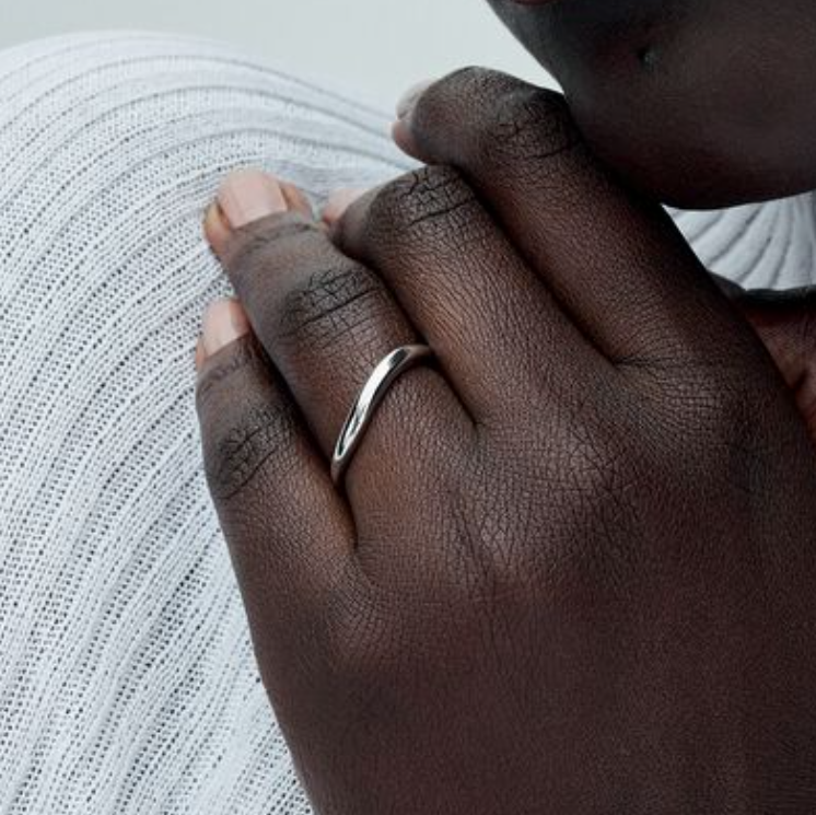PANDORA ESSENCE 925 Organically Shaped Band Ring