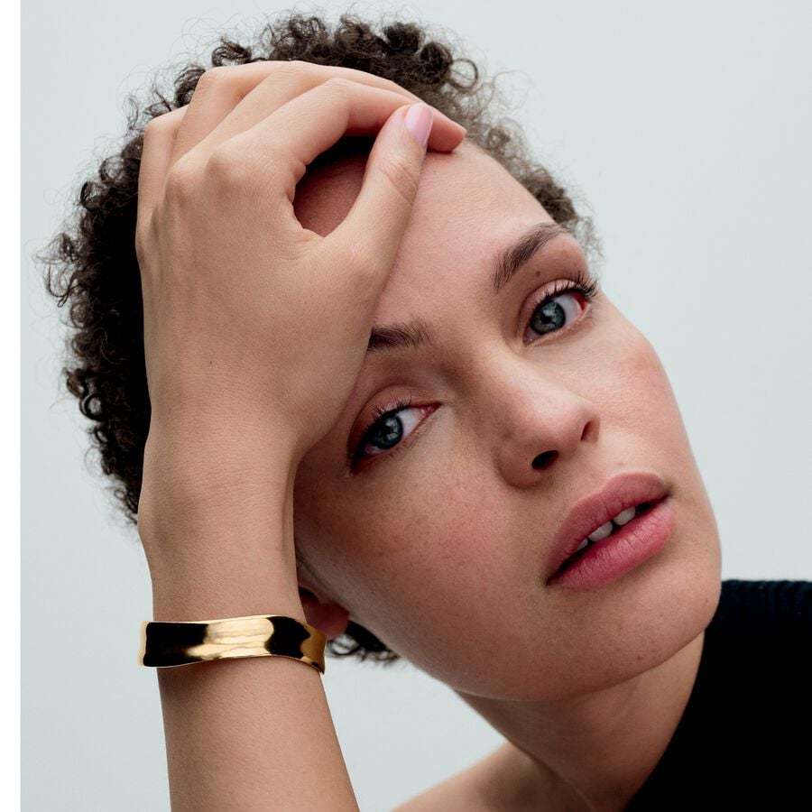 PANDORA Essence Gold Organically Shaped Broad Open Bangle