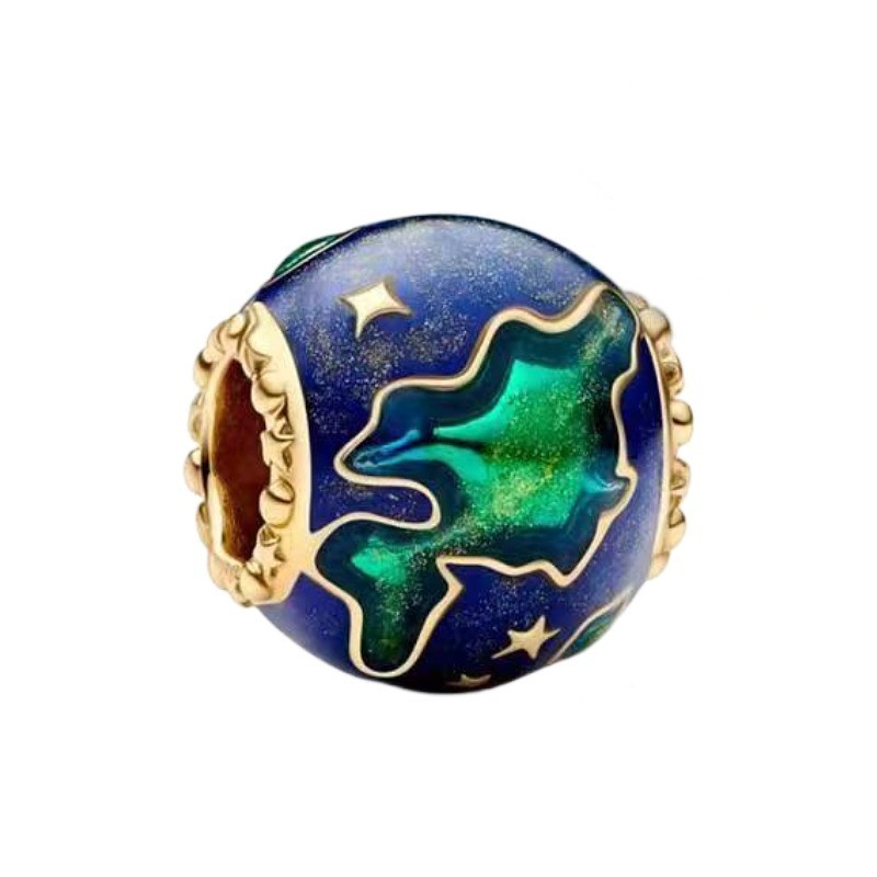 Pandora Earth string charm